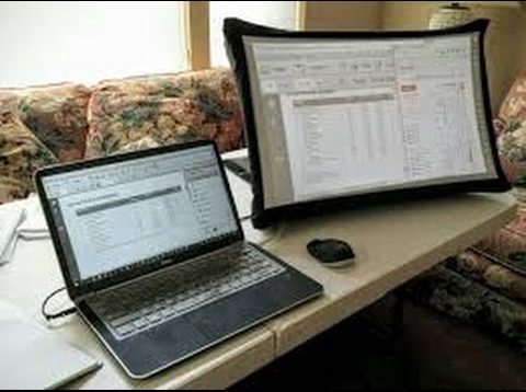 شاشة عرض على هيئة مظلة يمكن حملها معك إلى أي مكان