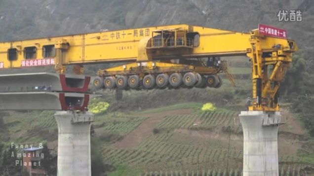 آلة مدهشة لبناء الجسور في اليابان
